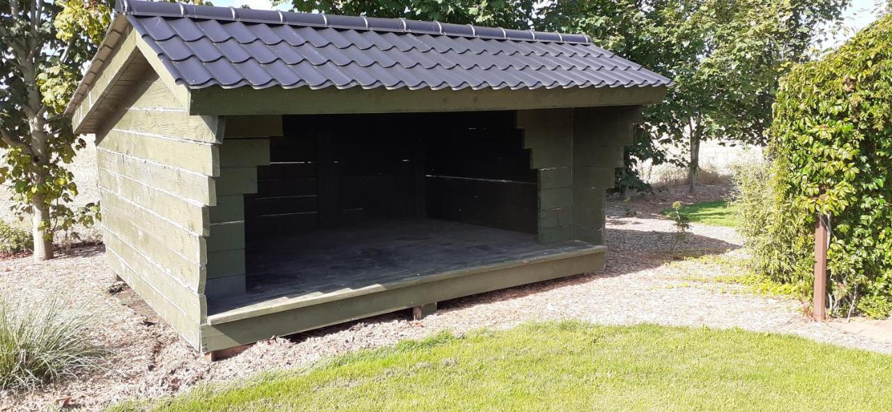 Haramara Pensionat Vester-Skerninge Exteriör bild